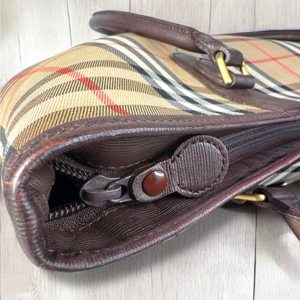 Burberry's Vintage Autre Marque Nova Check Large Tote Bag with COA - Picture 15 of 16